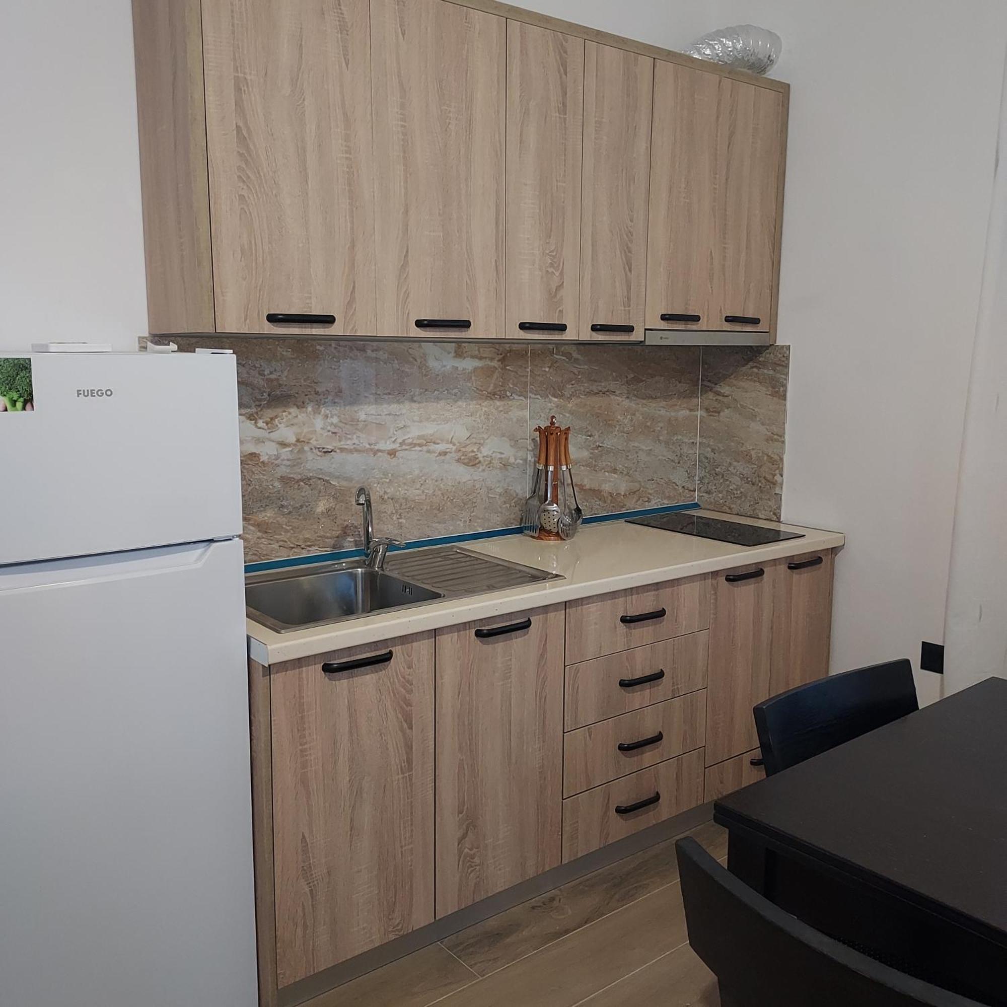 Guesthouse Вльора Екстер'єр фото